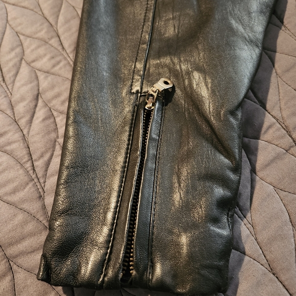 Ladies leather jacket - Picture 5 of 9